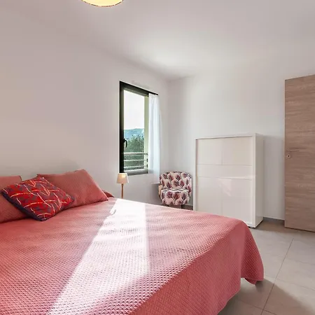 Domaine Frasso - Proche De * Porticcio (Corsica)